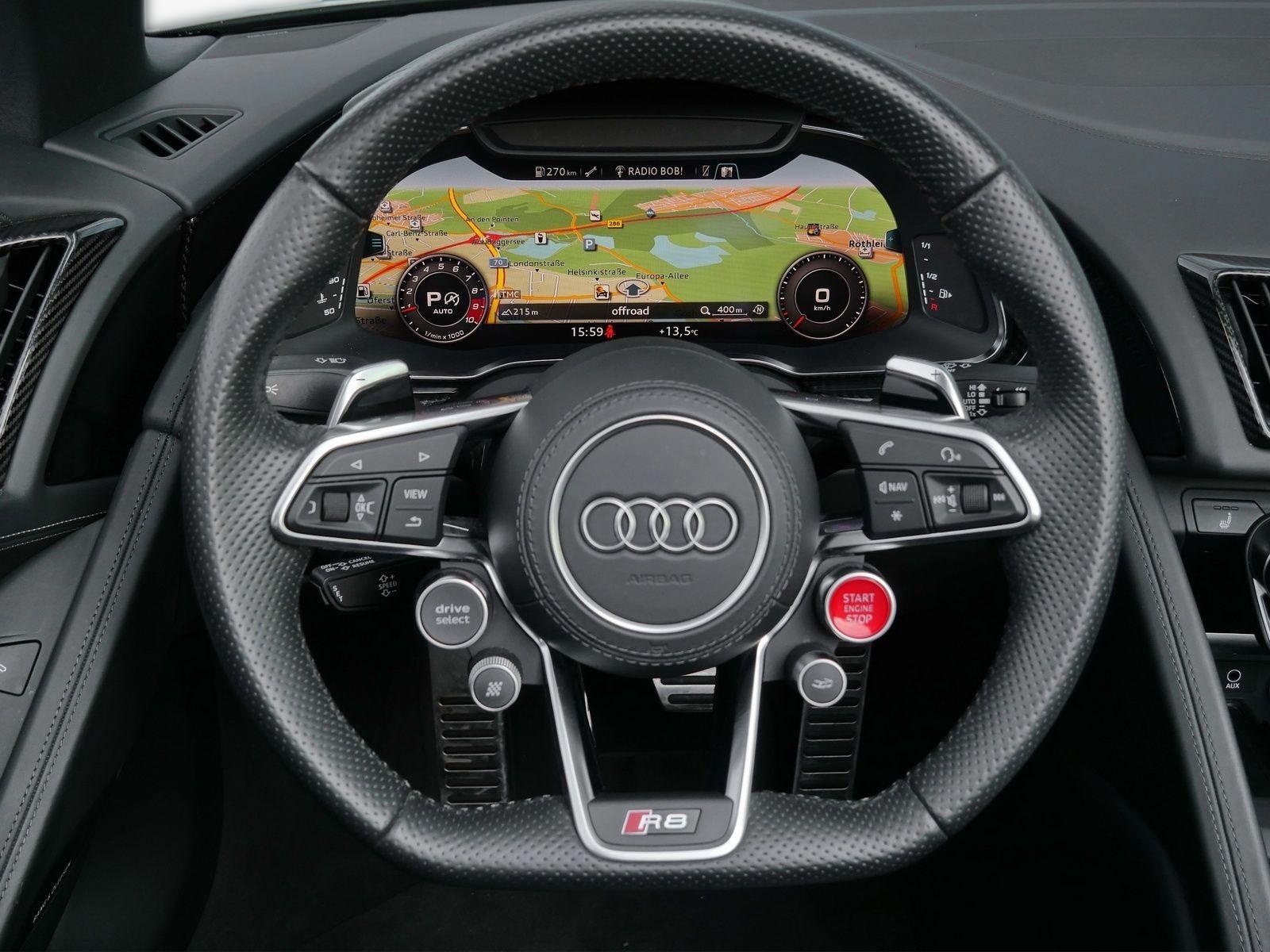Audi R8