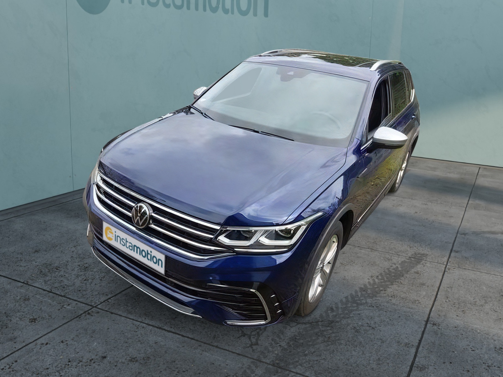Volkswagen r-line|ahk|7-sitzer|pano|navi - automatic